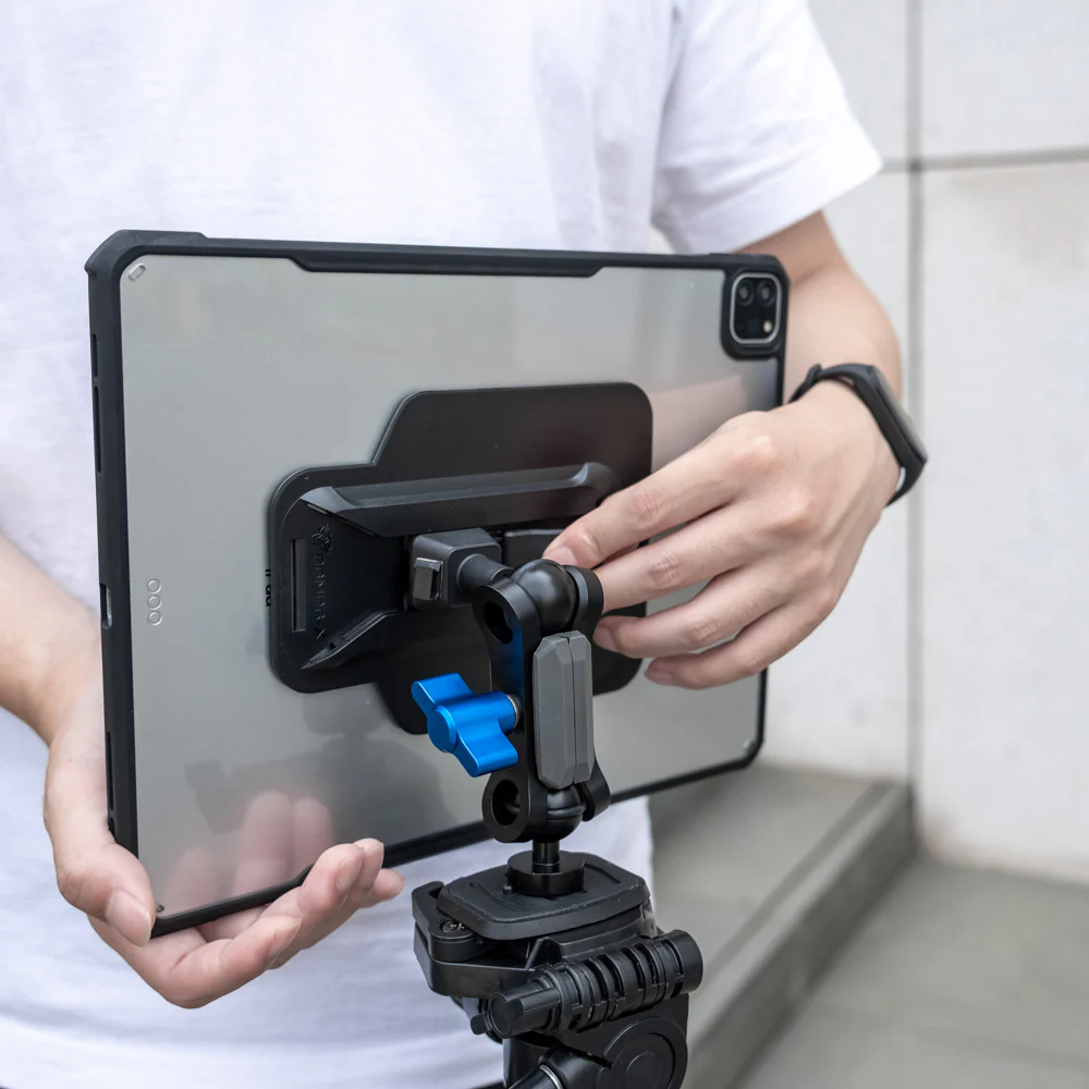 DXS-iPad-PR10 | iPad Pro 13 (M4) / (M5) | Ultra slim 4 corner Anti-impact tablet case with hand strap kick-stand & X-Mount Supports Apple Pencil Pro Wireless Charging - Image 7