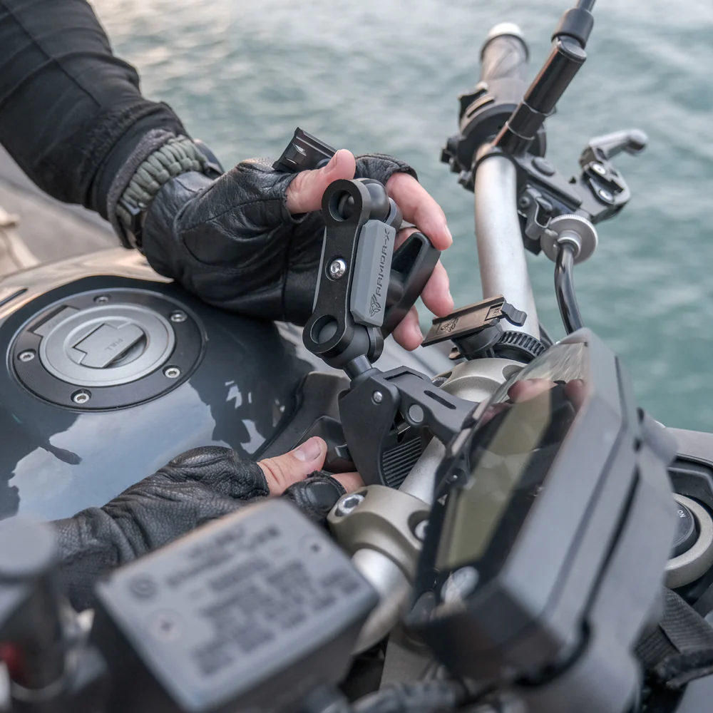 KIT-XF1-P7K-BX3 | Motorbike Kit | ONE-LOCK Quick Release Bar Mount with Shockproof Case for iPhone - Image 6