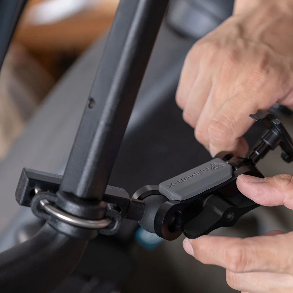 KIT-XF1-P8K-BX3 | Motorbike Kit | ONE-LOCK U-Bolt Bar Mount with Shockproof Case for iPhone - Image 6