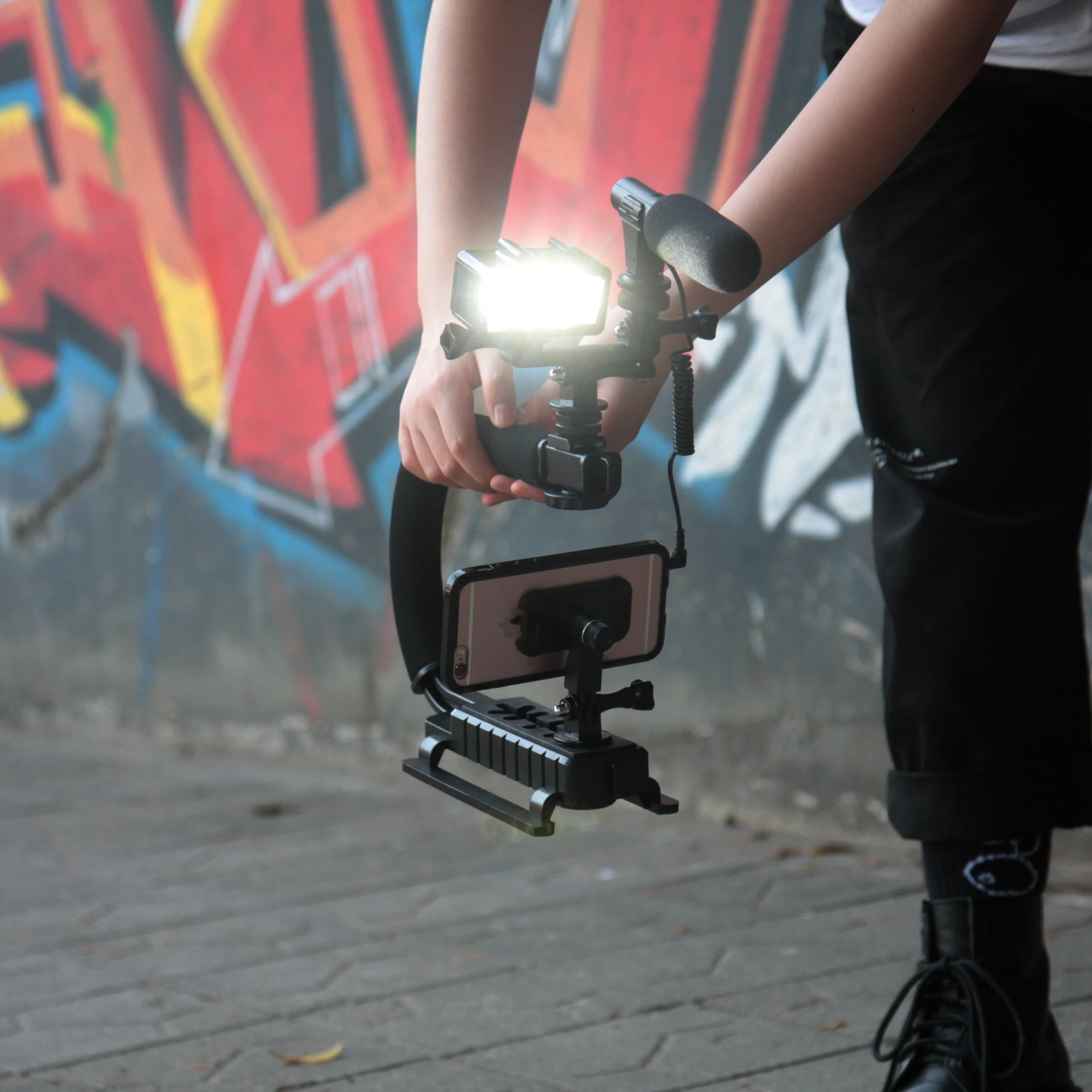 LGT-02 | Waterproof Rechargeable Camera Light - Image 3
