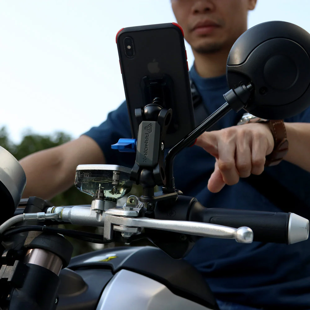 P20MS03 | Heavy-Duty Motorcycle Mirror or Pinchbolt Mount | MagSafe / Pixelsnap 15W Fast Charger | ONE-LOCK for iPhone & Smartphone - Image 6